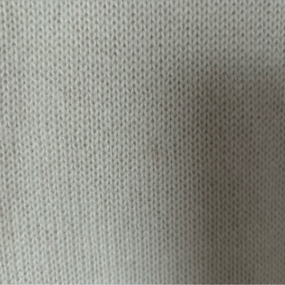 Valentino BEIGE CASHMERE JUMPER WITH VLOGO CHAINS *MAJOR FLAW* - Picture 8 of 9